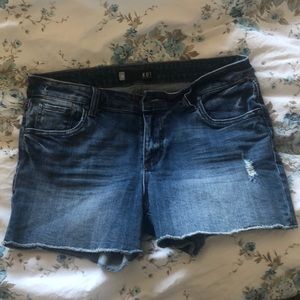 NWOT KUT from the Kloth denim shorts